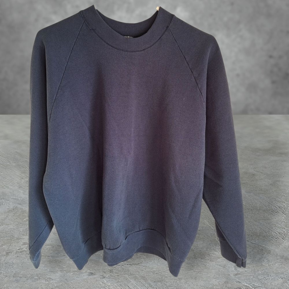 Men's Classic Navy Sweatshirt Size XL